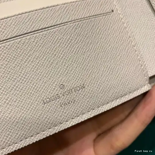 First bag ru MULTIPLE LOUIS WALLET VUITTON 0515